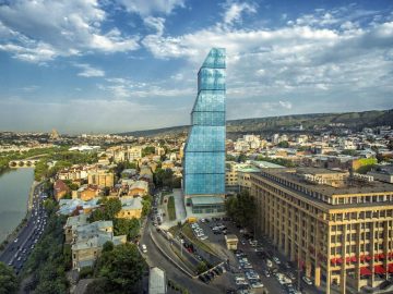 هتل در بیلتمور تفلیس